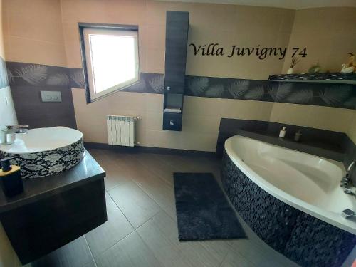 Villa 5*, 15 personnes, Piscine à 20 min de Genève