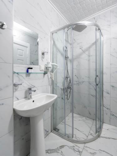 Taksim Trust Hotel - image 4