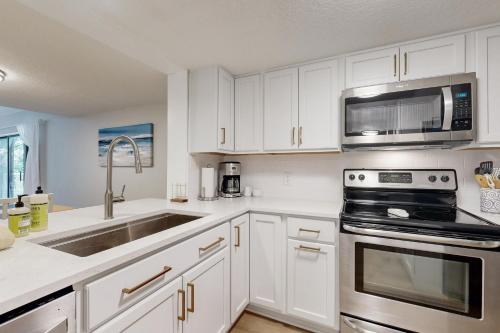 2023 Beach Wood in Fernandina Beach, USA