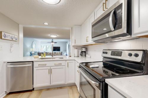 2023 Beach Wood in Fernandina Beach, USA