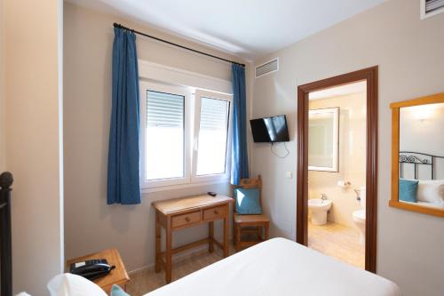 Hotel Mediterráneo - main image