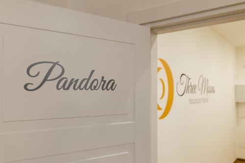 ThreeMoonsBoutique House/Pandora - image 4