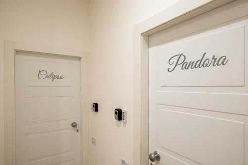 One-Bedroom Apartment image 2
