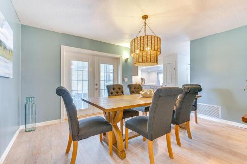 Pelican Beach Retreat! Family Home on Space Coast in Satellite Beach (FL)
