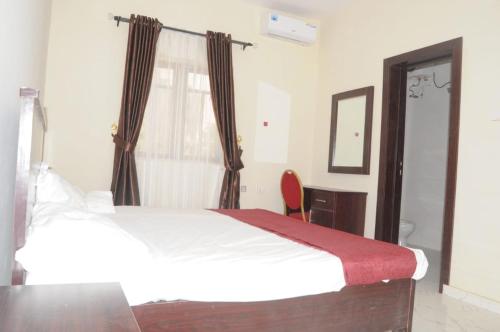. Primads Hotels Obudu - 5km away from Obudu Mountain Resort