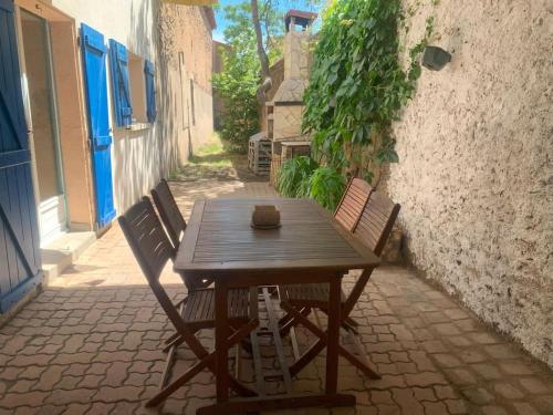 Garden, Appartement avec jardinet in Bessan