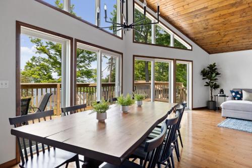 The Bluff House in Watervliet, USA