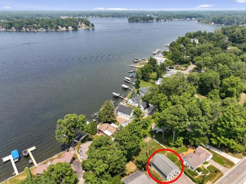 The Bluff House in Watervliet, USA