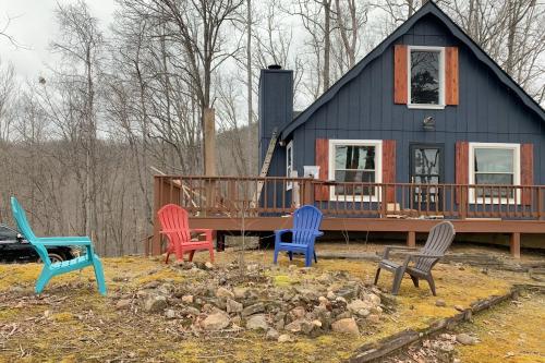 Harpers Bearfoot Mountain Cabin in Franklin, Vereinigte Staaten von Amerika