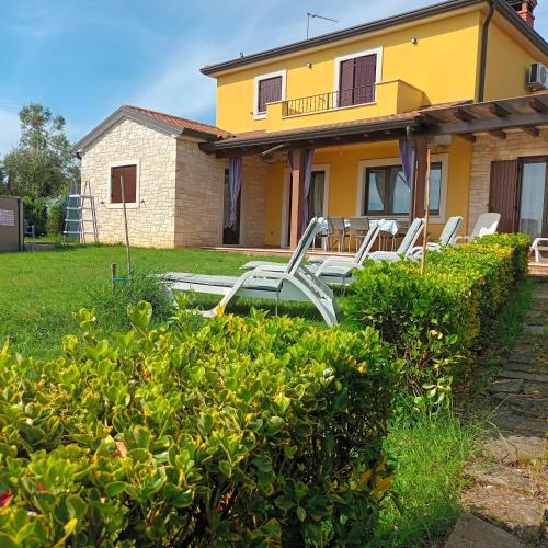 House Dolly [VR] – Porec, IA