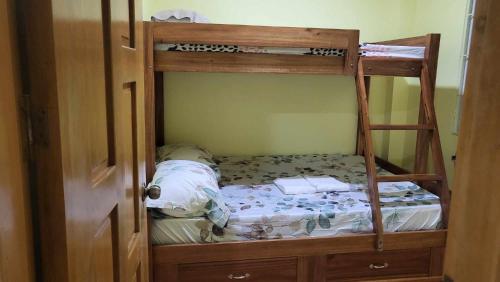 R and E Guest House, Puerto Princesa City