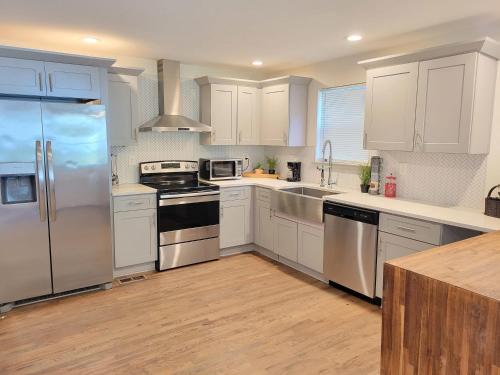 Westside Charmer - 10 min from Downtown in Knight Park-Howell Station