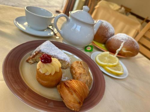 Hotel Da Raffaele - main image