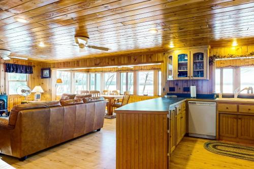 Starry Nights Camp in Waterville