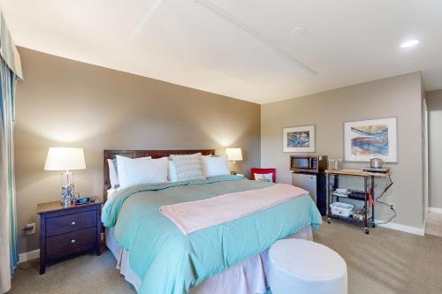 Rosario Relaxation Condo - C