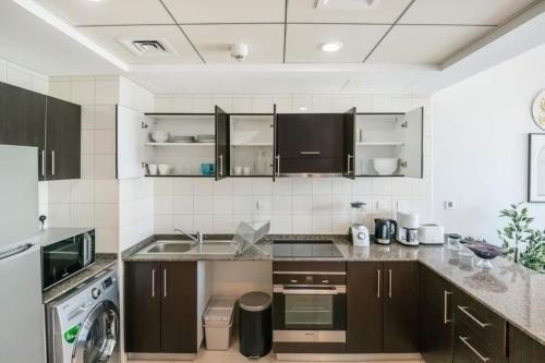 Luxurious 1 Bedroom Apartment In The Dubai Marina!, Dubái (foto 9)