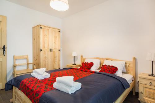 Two-Bedroom Apartment image 9