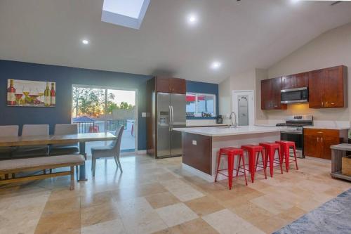 Large Pool Home on Two Acres with Views! in San Marcos