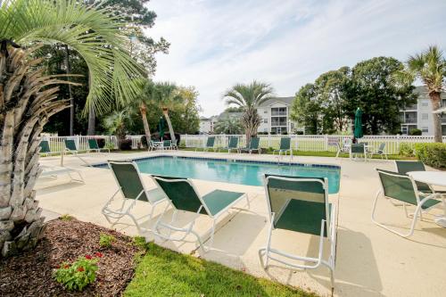 Golf Course Getaway in Myrtle Beach, USA