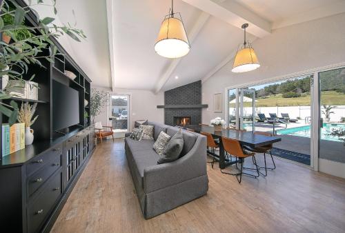 Fireside Inn on Moonstone Beach - image 10