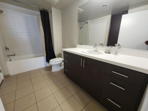 Amazing DTLA 2BdR Home Must See! in Los Angeles, USA