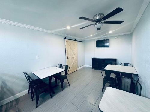 Travelodge by Wyndham Fresno Convention Center Area - image 12