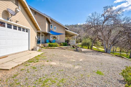 Selah Cabin -Pet Friendly -BBQ -Level 2 EV Charger