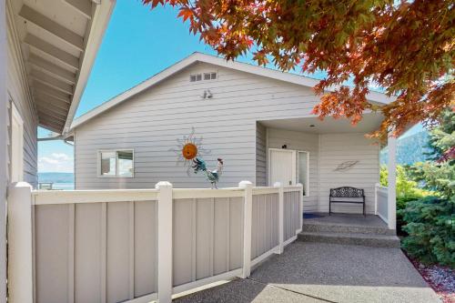 Lake Daze at Wapato Point