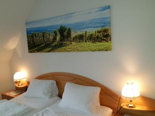 Gastehaus Ferk - Fruhstuckspension, Bed & Breakfast