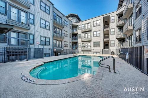 Modern Dual Rentals Near Lady Bird Lake and Downtown in Austin, USA