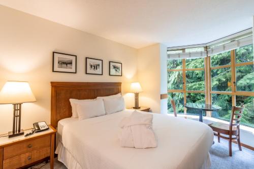 Cascade Lodge Whistler by Elevate Vacations, Whistler (photo 9)