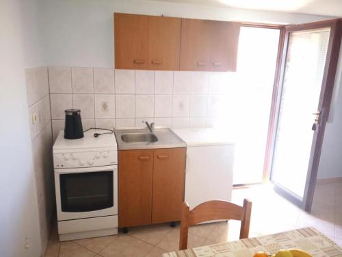 One-Bedroom Apartment with Balcony image 3