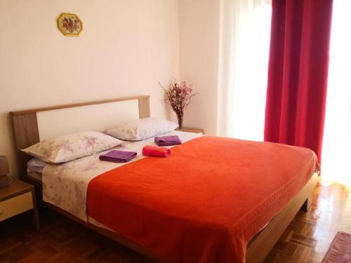 Three-Bedroom Apartment with Balcony image 6