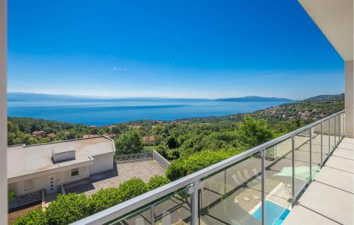 5 Bedroom Lovely Home In Poljane