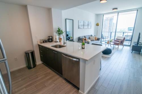 Luxurious King Bed Suite in Downtown Miami in Miami, USA