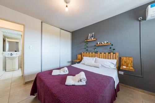 One-Bedroom Apartment image 8