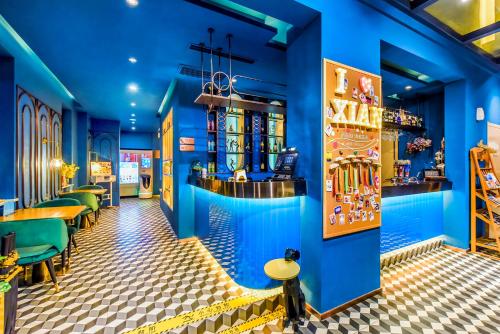 何夜青年旅行酒店(西安钟楼地铁站店) 何夜青年旅行酒店(西安钟楼地铁站店)