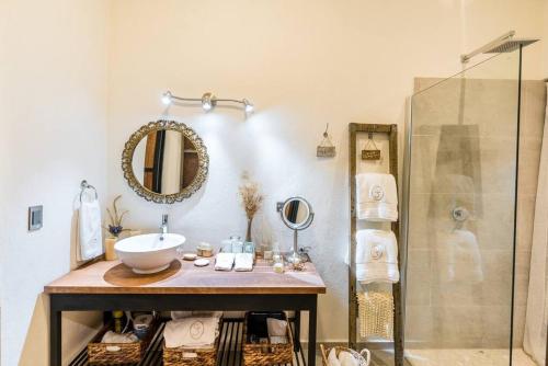 Mágica SUITE rodeada de viñedos (Magica SUITE rodeada de vinedos) in Olimpo