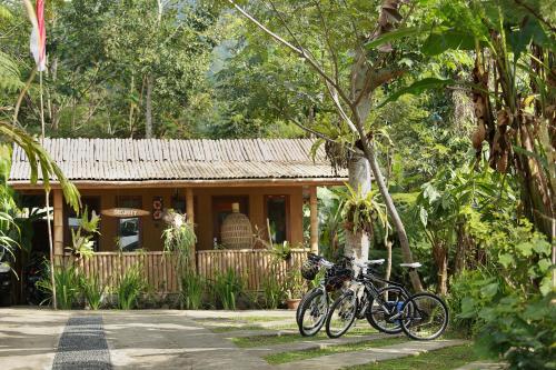 Sang Giri - Mountain Glamping Camp