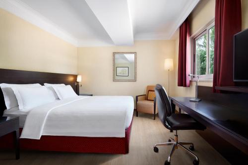 Courtyard by Marriott Rome Central Park, Рим (фото 5)
