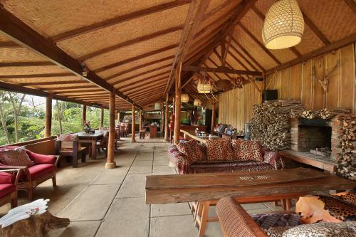 Sang Giri - Mountain Glamping Camp