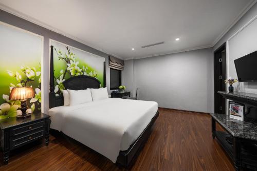 room detail thumbnail 0