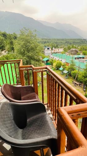 Himalayan Village Resort, Manali in Gadherni