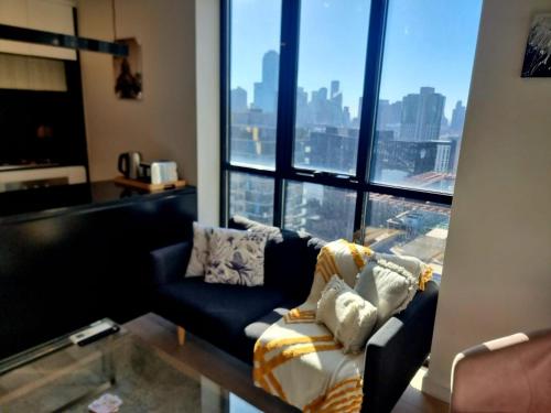 High Rise Unit in front of Crown with Free Parking, Melbourne