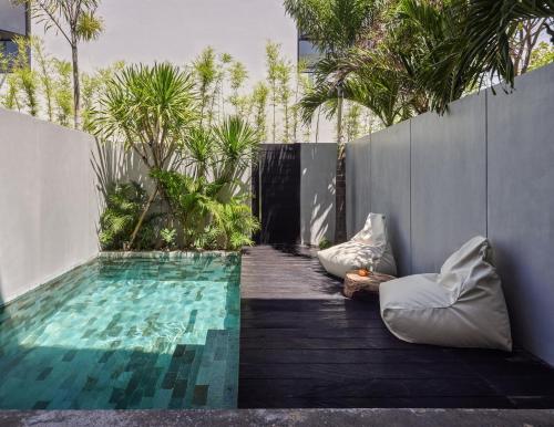 2 bedrooms, 3 beds