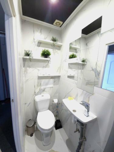Cultural Riga center, up to 4ppl, self check-in, Riga (fotografie 10)