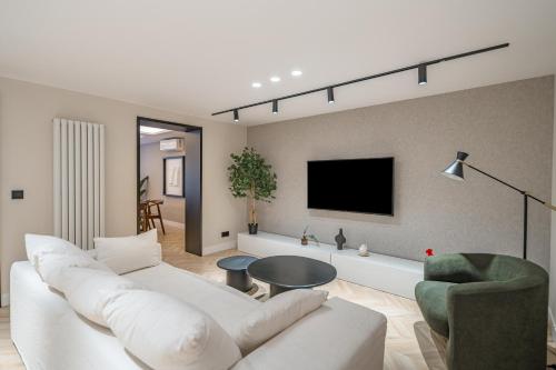 Location, Luxury & Style Best 4Bed in Madrid, Madrid