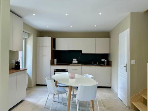 廚房, Belle Maison à Tarnac Corrèze (Belle Maison a Tarnac Correze) in 塔納克