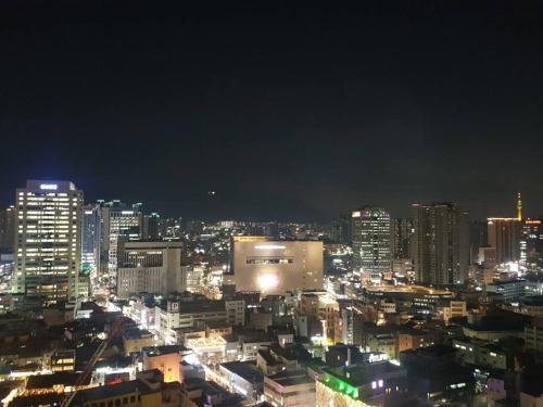 대구 다온# 동성로 스타비앤비 레지던스 (다온# 동성로 스타비앤비 레지던스) 4성급 호텔 수영장