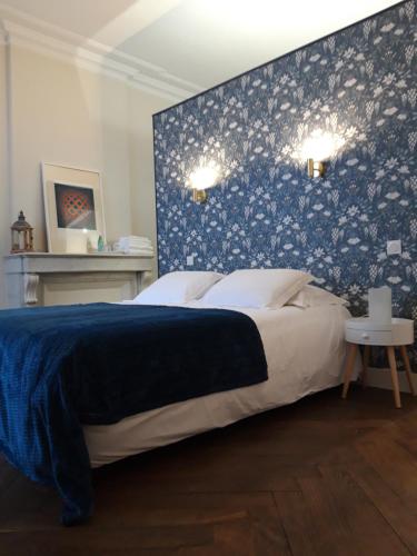 La CHAMBRE BLEUE in 卡斯塔尼亞克